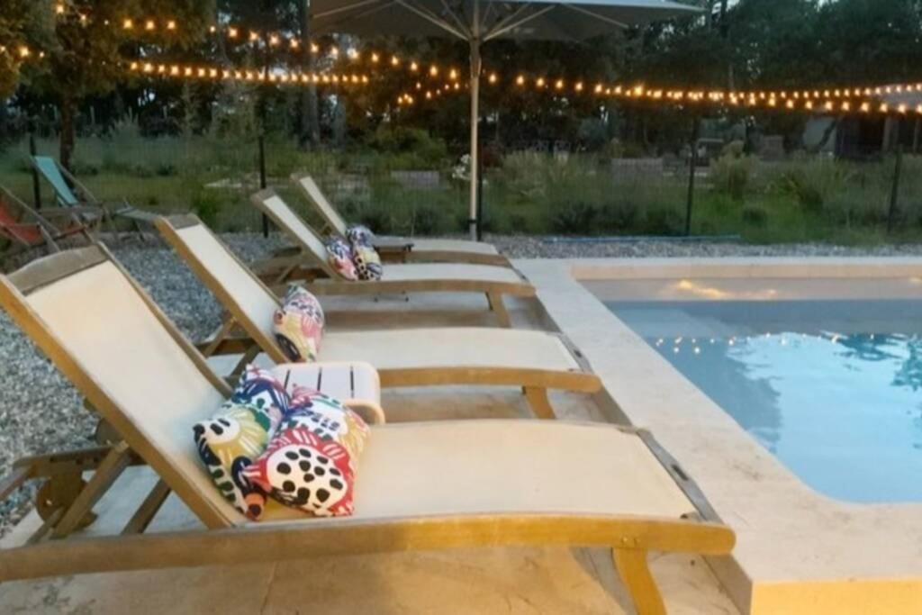 Gite Dans Les Pins Avec Piscine Villa Mazan Luaran gambar
