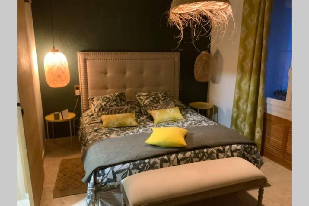 Gite Dans Les Pins Avec Piscine Villa Mazan Luaran gambar