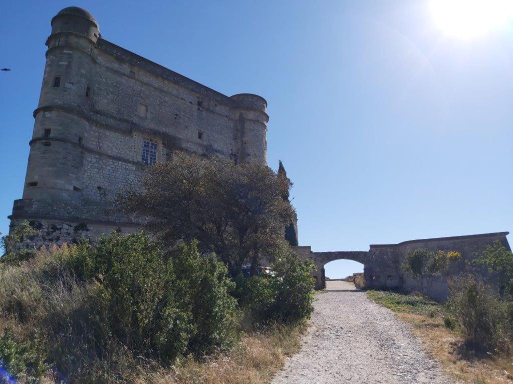 Gite Dans Les Pins Avec Piscine Villa Mazan Luaran gambar