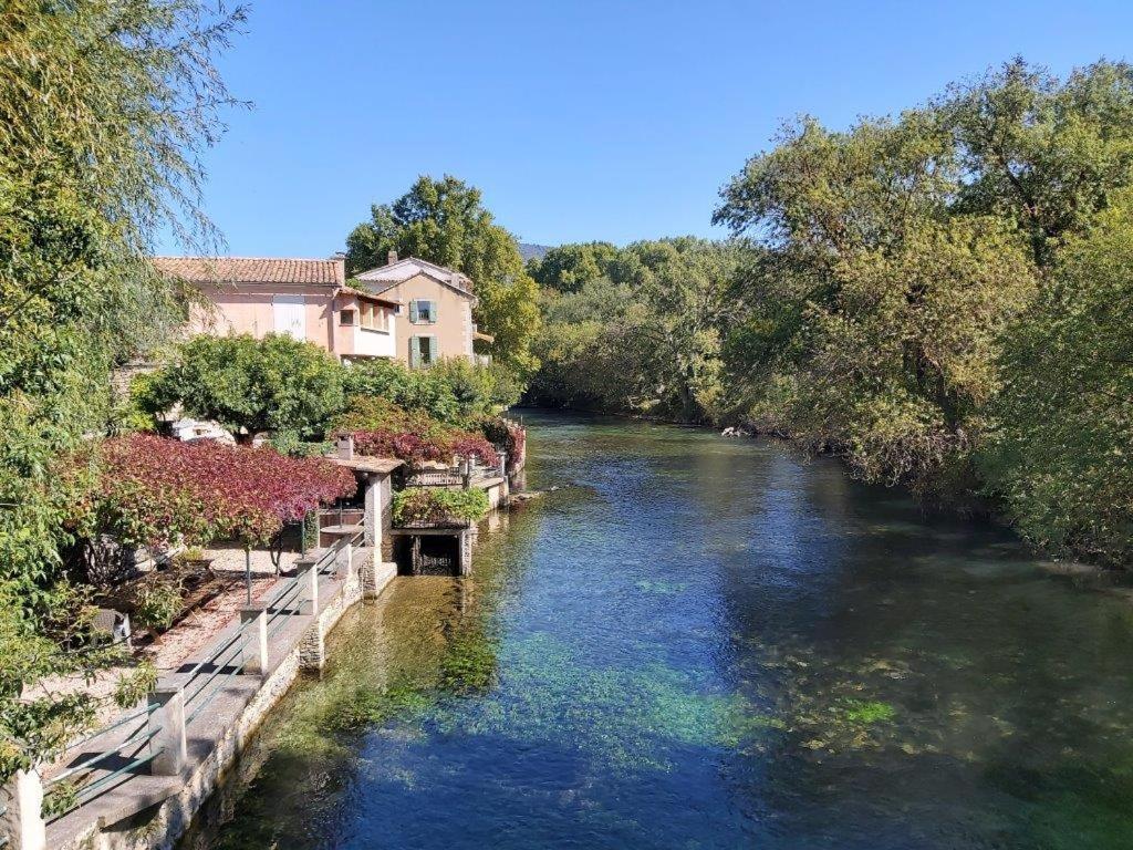 Gite Dans Les Pins Avec Piscine Villa Mazan Luaran gambar