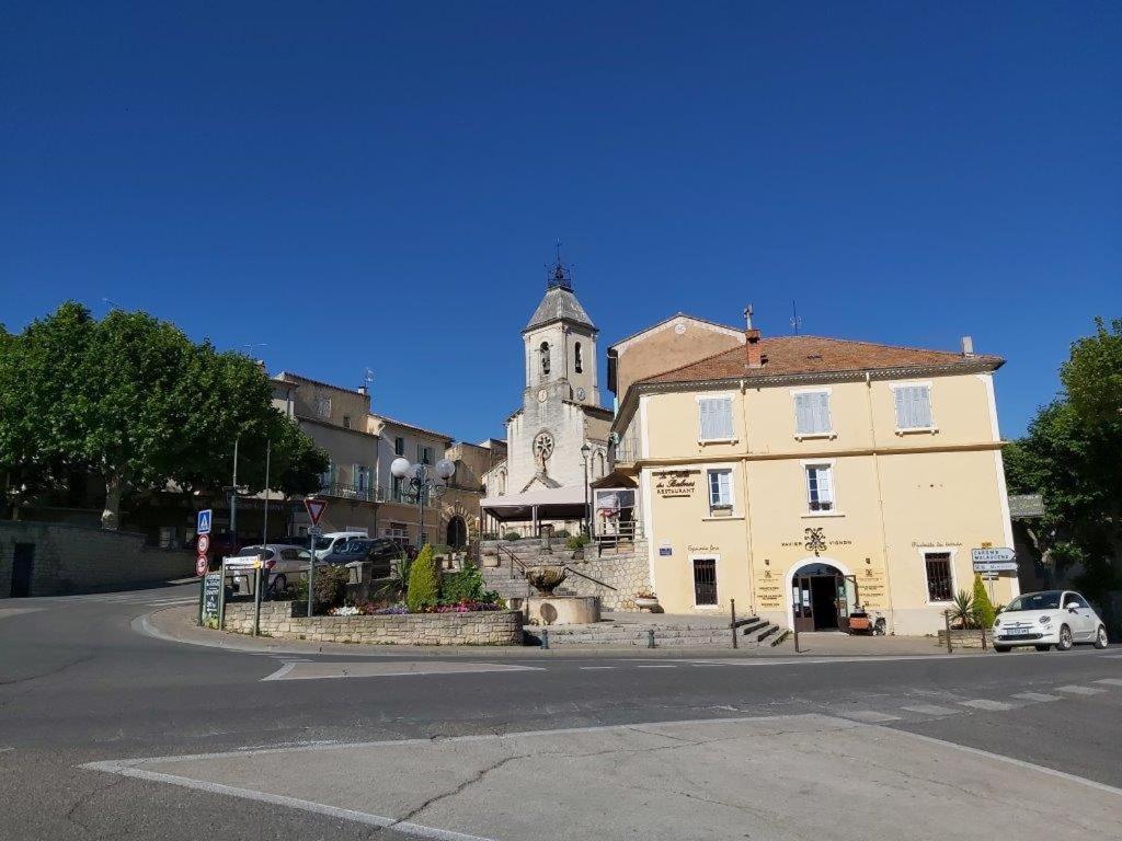 Gite Dans Les Pins Avec Piscine Villa Mazan Luaran gambar