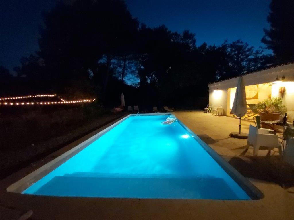 Gite Dans Les Pins Avec Piscine Villa Mazan Luaran gambar